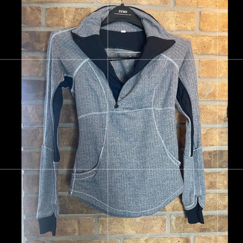 Lululemon half zip track jacket (4) ❤️
